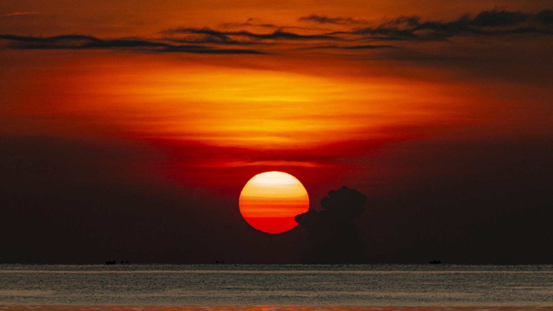 Sunset in Trincomalee, Sri Lanka 2019