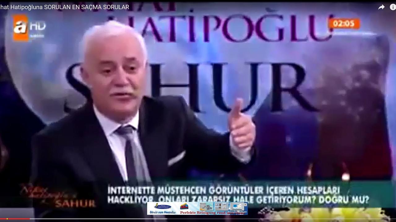 Der populäre TV-Hodscha Nihat Hatipoglu in seiner Sendung
