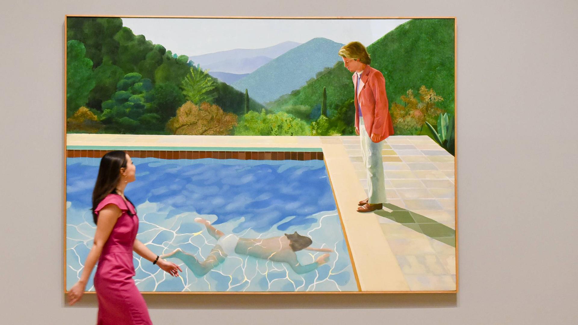 Das Bild "Portrait of an Artist / Pool with Two Figures" in der großen David-Hockney-Retrospektive der Tate Britain in London aus Anlass des 80. Geburtstages des Künstlers