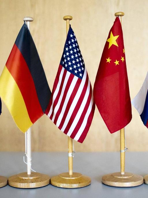 Flagge Europa, Deutschland, USA, China, Russland