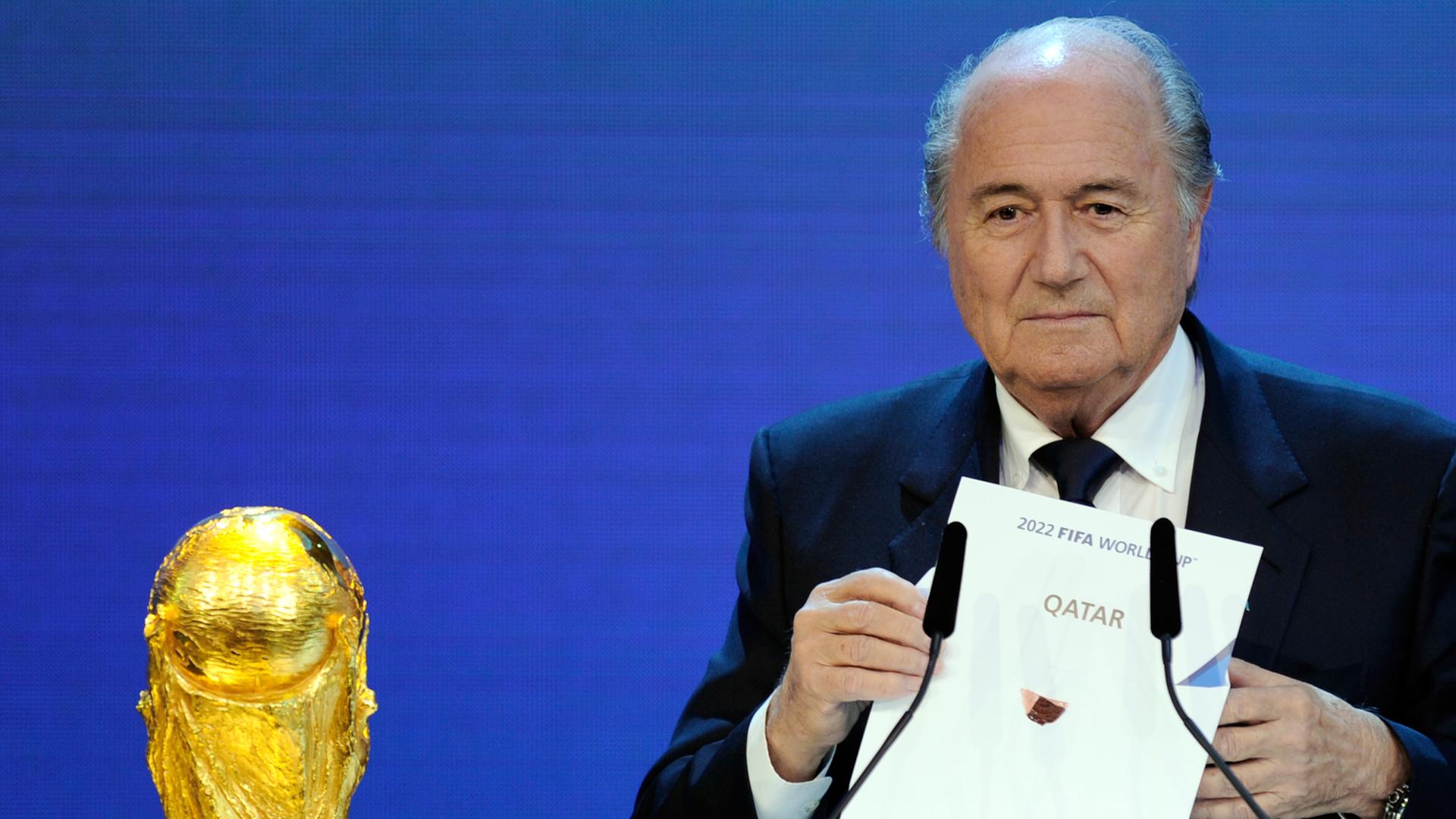 Fifa-Präsident Joseph Blatter bei der Bekanntgabe der WM-Ausrichter 2018 und 2022