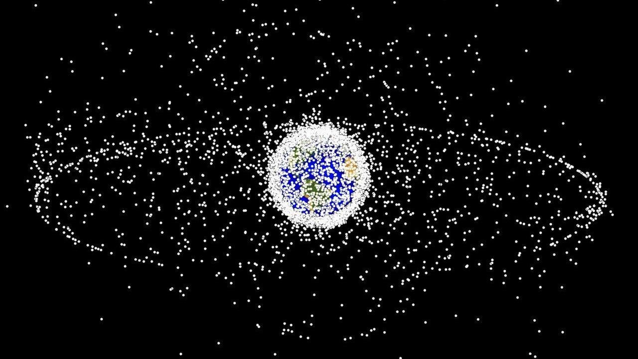 Die Grafik der NASA zeigt den Weltraumschrott im Orbit der Erde