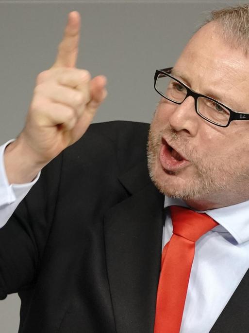 Johannes Kahrs (SPD) während der Generaldebatte zum Bundeshaushalt 2020 im Bundestag.