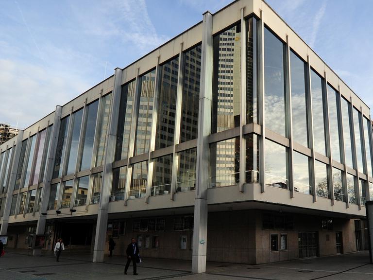 Oper und Schauspiel in Frankfurt am Main (Hessen), aufgenommen am 09.12.2013.