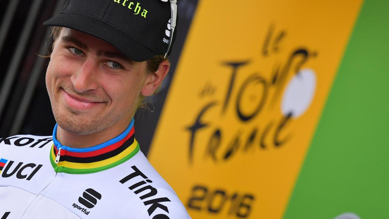 Slovakian Peter Sagan of Tinkoff celebrates on the podium after winning the second stage of the 103rd edition of the Tour de France cycling race, 183 km from Saint-Lo to Cherbourg-en-Cotentin, Sunday 03 July 2016, France. This year's Tour de France takes place from July 2nd to July 24rth. BELGA PHOTO DAVID STOCKMAN |