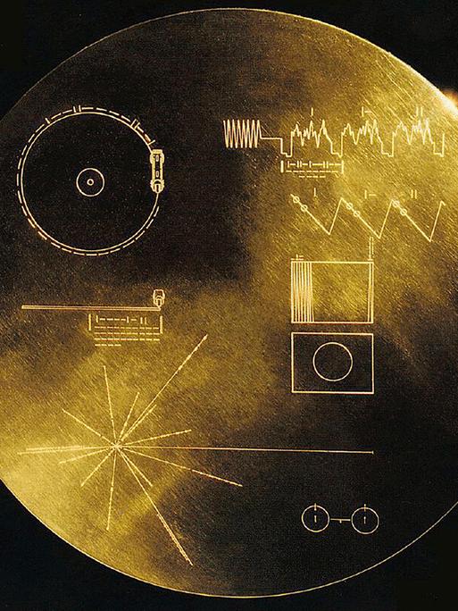 Die Voyager Golden Records sind Datenplatten mit Bild- und Audio-Informationen, die an Bord der 1977 gestarteten interstellaren Raumsonden Voyager 1 und Voyager 2 waren.