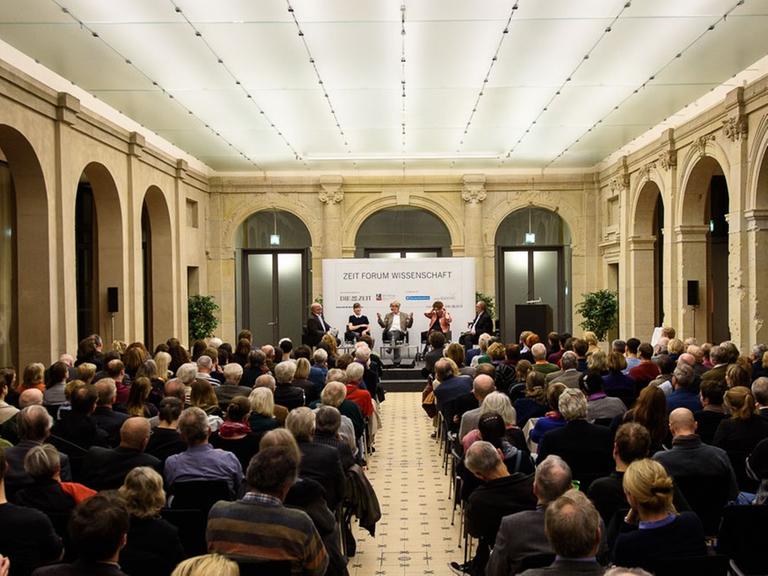 ZEIT-Forum Wissenschaft - Expertise in der Krise