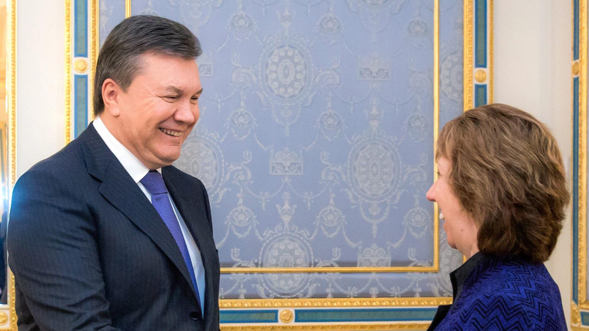 Präsident Janukowitsch begrüßt die EU-Außenbeauftragte Ashton