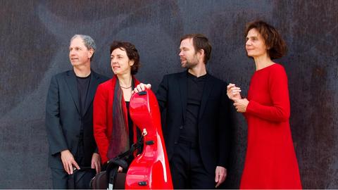 Das ensemble1800berlin: Thomas Kretschmer (Violine), Annette Geiger (Viola), Patrick Sepec (Violoncello) und Andrea Klitzing (Flöte)