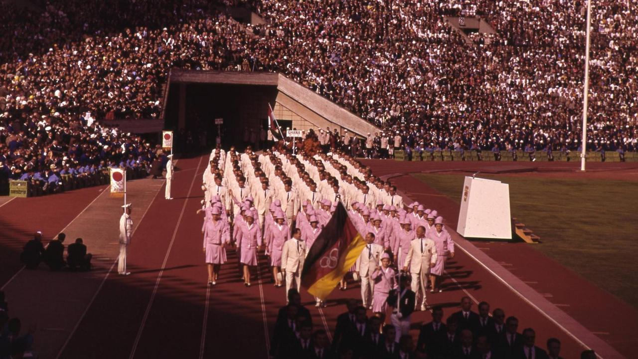 Einmarsch der gesamtdeutschen Olympia-Mannschaft 1964 in Tokyo