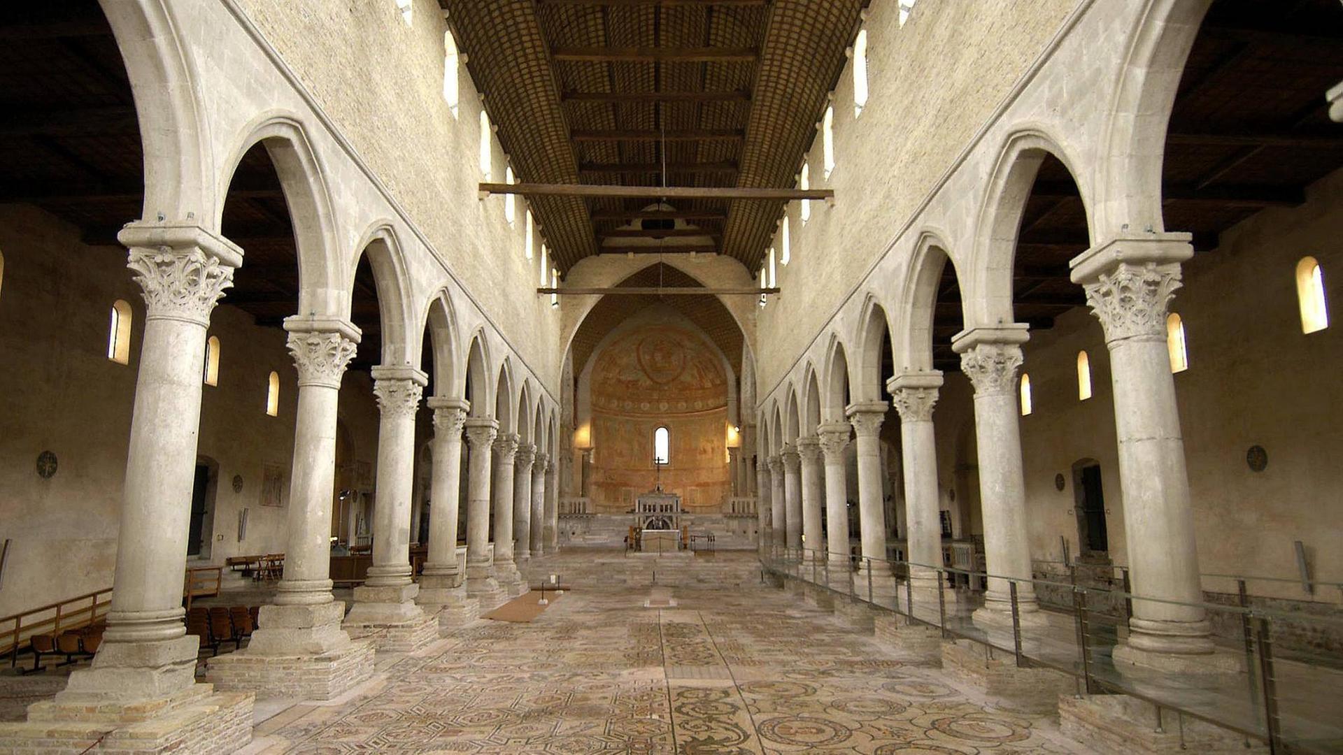 Zu sehen ist die Basilika von Aquileia