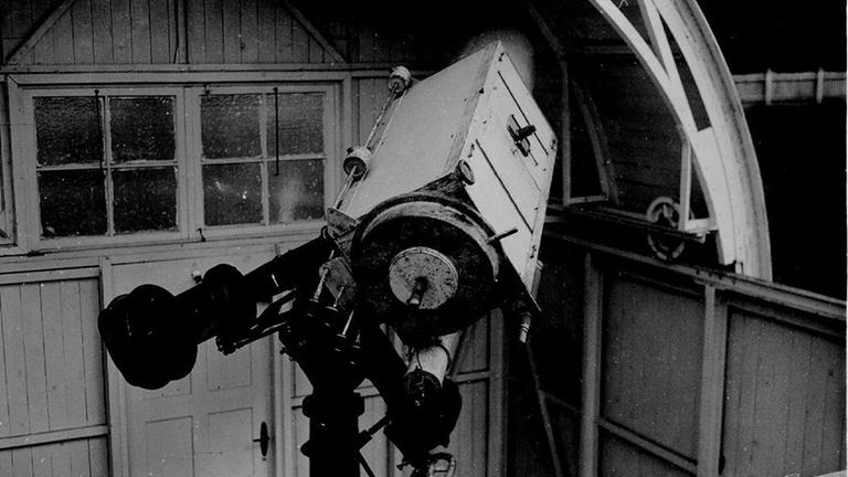 Das erste Schmidt-Teleskop mit Korrekturplatte