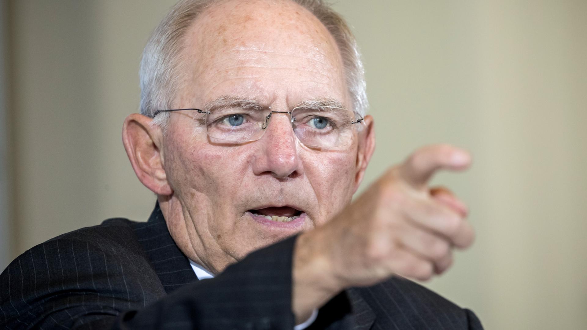 Bundesfinanzminister Wolfgang Schäuble spricht am 11. Mai 2017 in Berlin bei der Bekanntgabe der Steuerschätzung für die kommenden Jahre.