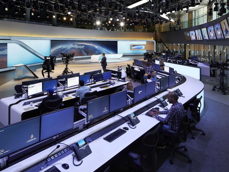 Vorzeigeobjekt des Architekturbüros Veech X Veech: Der "Arabic Newsroom" von Al Jazeera in Katar.