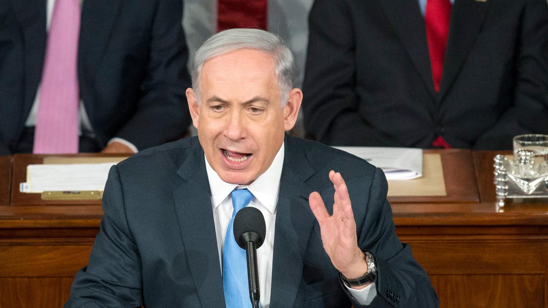 Benjamin Netanjahu am Rednerpult des US-Repräsentantenhauses.