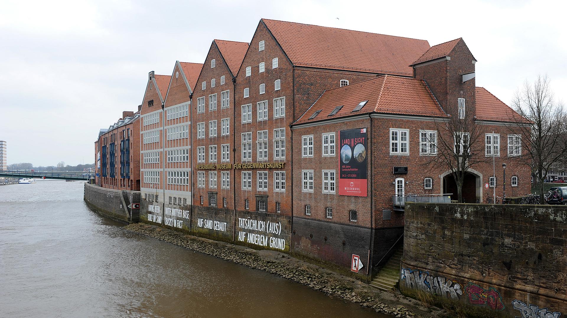 In schwerem Fahrwasser: das Museum Weserburg in Bremen.