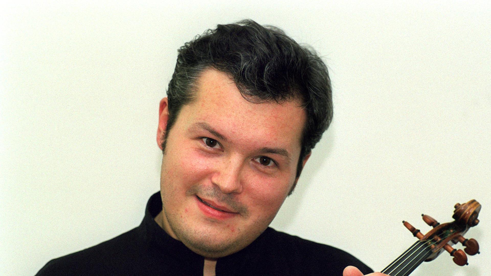 Der russische Geiger Vadim Repin am 9.11.2002 nach einer Probe in der Kölner Philharmonie.