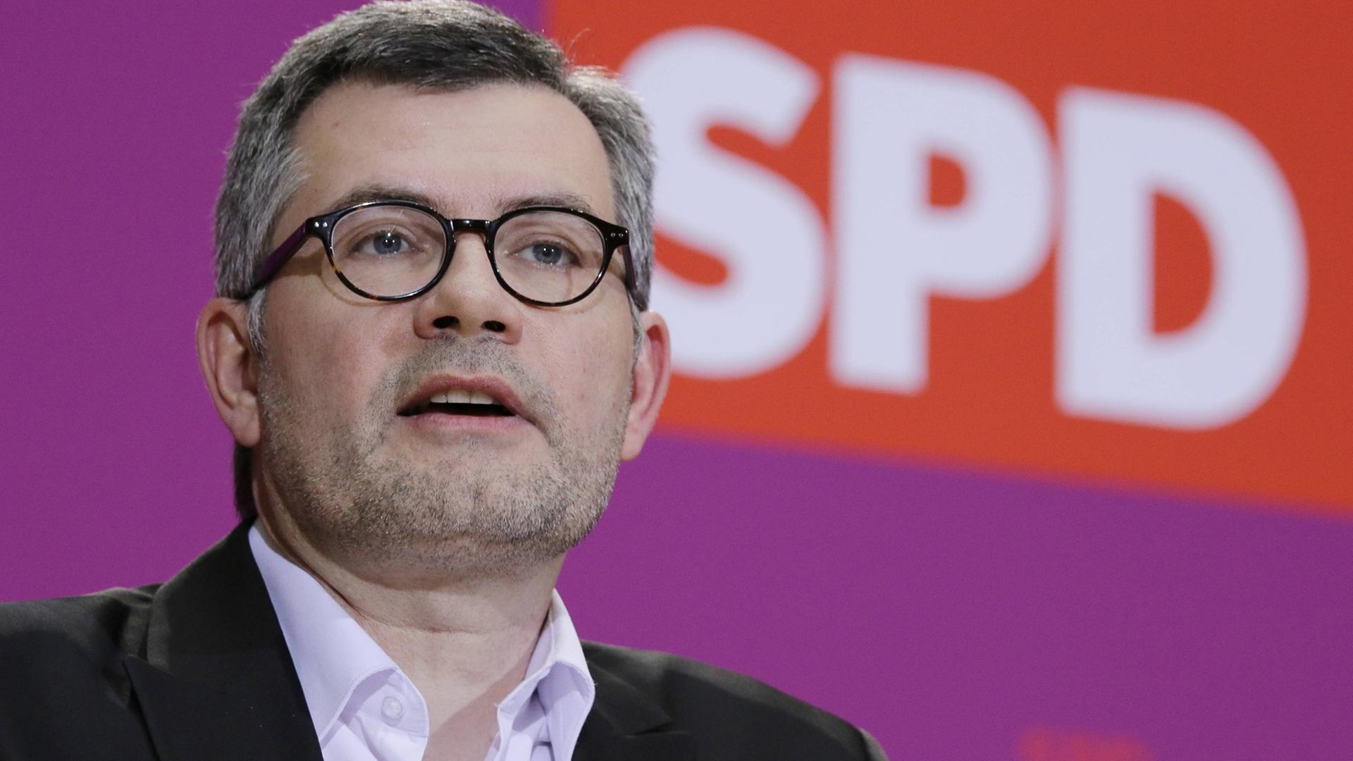 Porträtbild des SPD-Außenpolitikers Dietmar Nietan