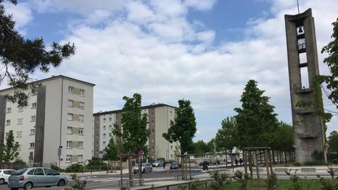 Renovierte Plattenbauten im Straßburger, Vorort Meinau