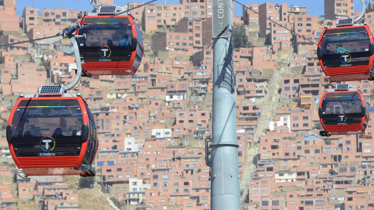 Seilbahnen in La Paz, Bolivien