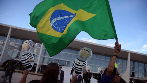 Protest in Brasilia gegen die Nominierung des Ex-Präsidenten Luiz Inácio Lula da Silva als Kabinettschef.