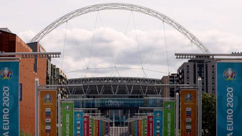 Euro 2020 Previews - Wembley Stadium File photo dated 11-06-2021 of a general view outside of Wembley Stadium, London. Issue date: Friday June 18, 2021. FILE PHOTO Use subject to restrictions. Editorial use only, no commercial use without prior consent from rights holder. PUBLICATIONxINxGERxSUIxAUTxONLY Copyright: xStevenxPastonx 60425345