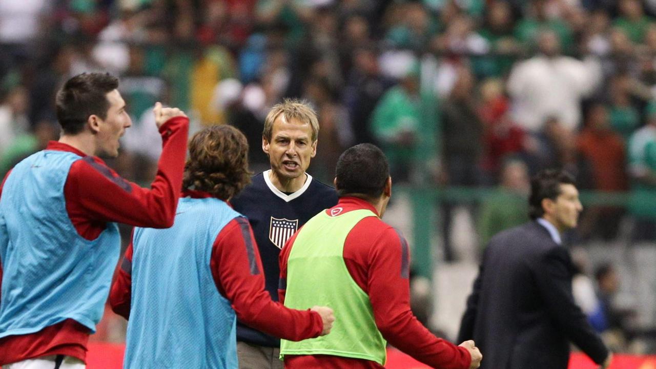 US players and their head coach, Jurgen Kilnsmann (C), celebrate after finishing a Brazil 2014 World Cup qualifying match against Mexico at Estadio Azteca stadium in Mexico City, Mexico, 26 March 2013. The teams drew nil-nil. EFE/Jose Mendez US players and their head coach, Jurgen Kilnsmann (C), celebrate after finishing a Brazil 2014 World Cup qualifying match against Mexico at Estadio Azteca stadium in Mexico City, Mexico, 26 March 2013. The teams drew nil-nil. EFE/Jose Mendez