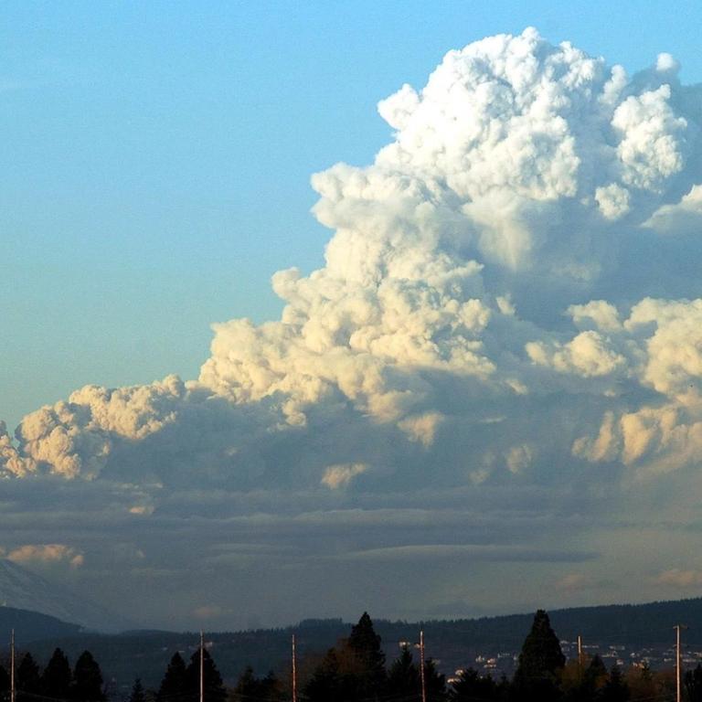 Der Vulkan Mount St. Helens im Süden den US-Bundesstaates Washington