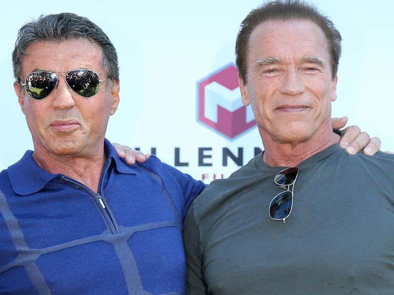 Angegraute Action-Helden: Sylvester Stallone und Arnold Schwarzenegger sind im dritten Aufguss von "The Expendables" zu sehen.
