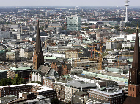 Blick auf die Hamburg und die Kunstmeile.