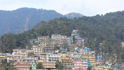 Der Ort Dharamsala in Indien. Seit mehr als 50 Jahren lebt ein Teil der Tibeter außerhalb von Tibet im Exil.