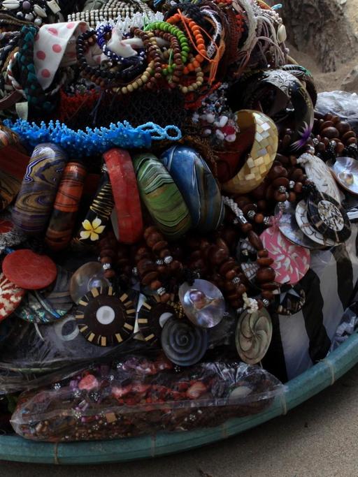 Indonesischer Schmuck