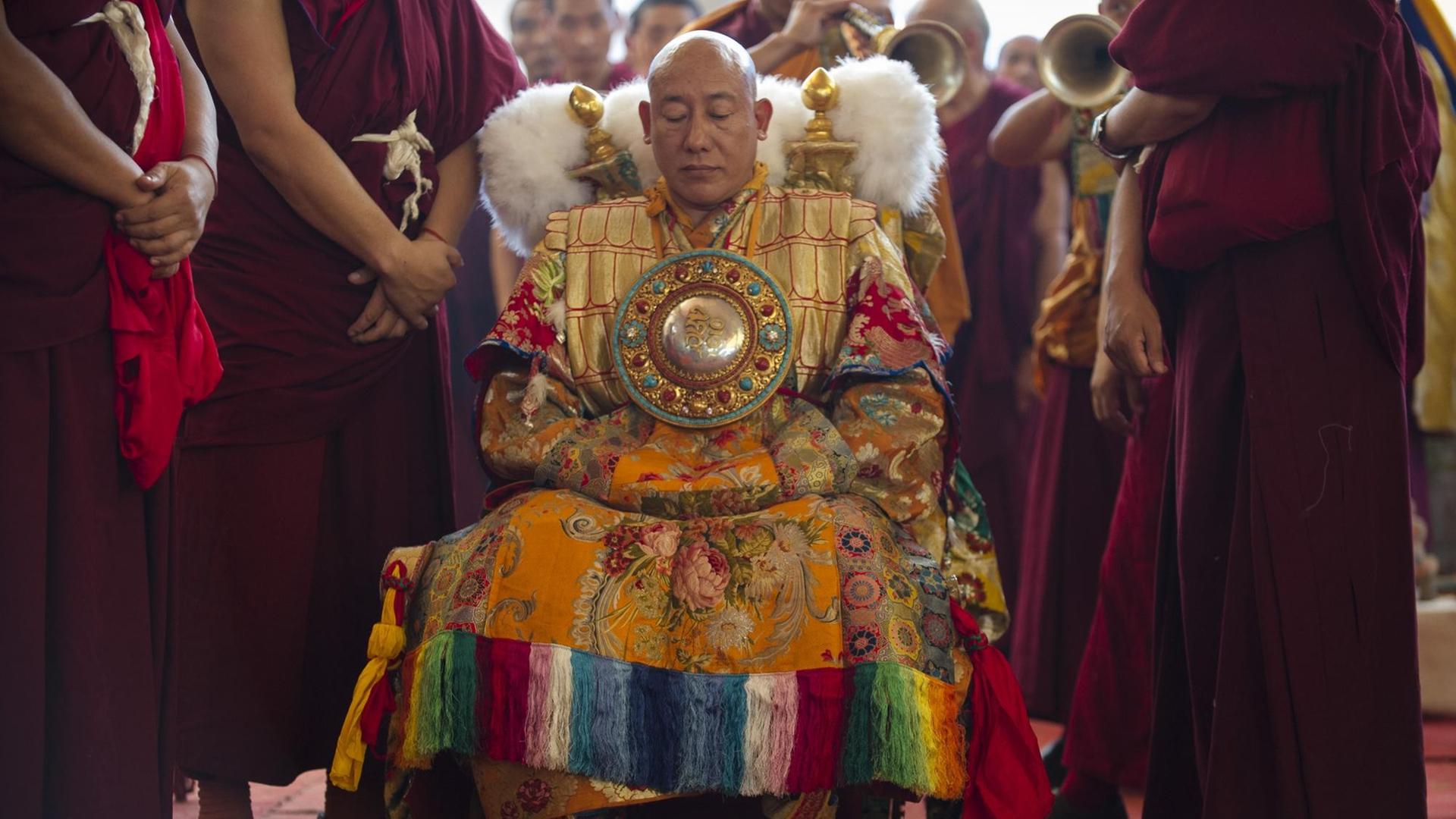 Das Nechung-Orakel beim sogenannten Kalachakra Empowerment durch den Dalai Lama 2012