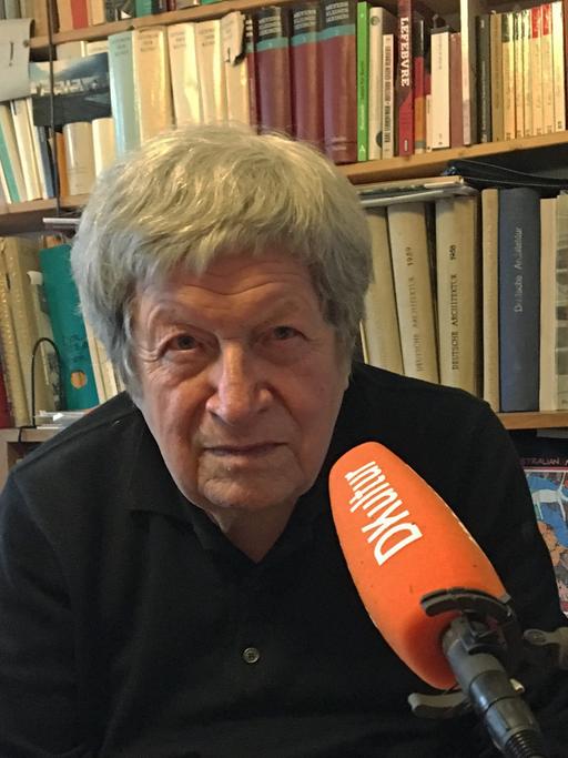 Der Architekt und Publizist Bruno Flierl