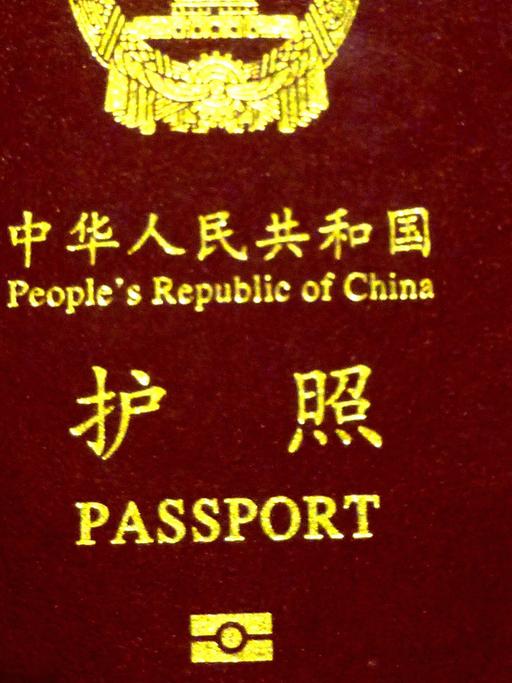 Ein chinesischer Pass.