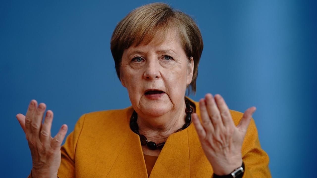Berlin: Bundeskanzlerin Angela Merkel (CDU) gibt in der Bundespressekonferenz vor Hauptstadtjournalisten eine Pressekonferenz.