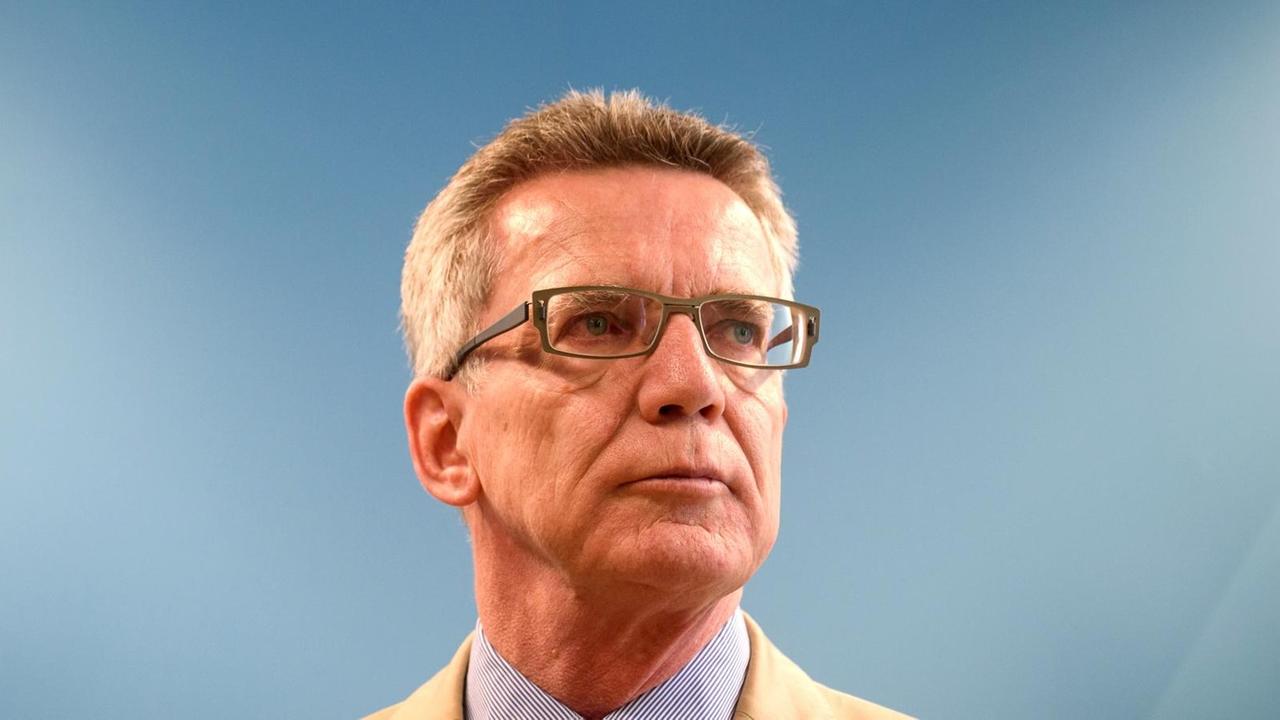 Bundesinnenminister de Maizière im August 2015