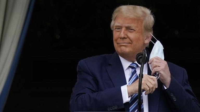 Donald Trump bei seiner Ansprache am Weißen Haus Donald Trump bei seiner Ansprache am Weißen Haus