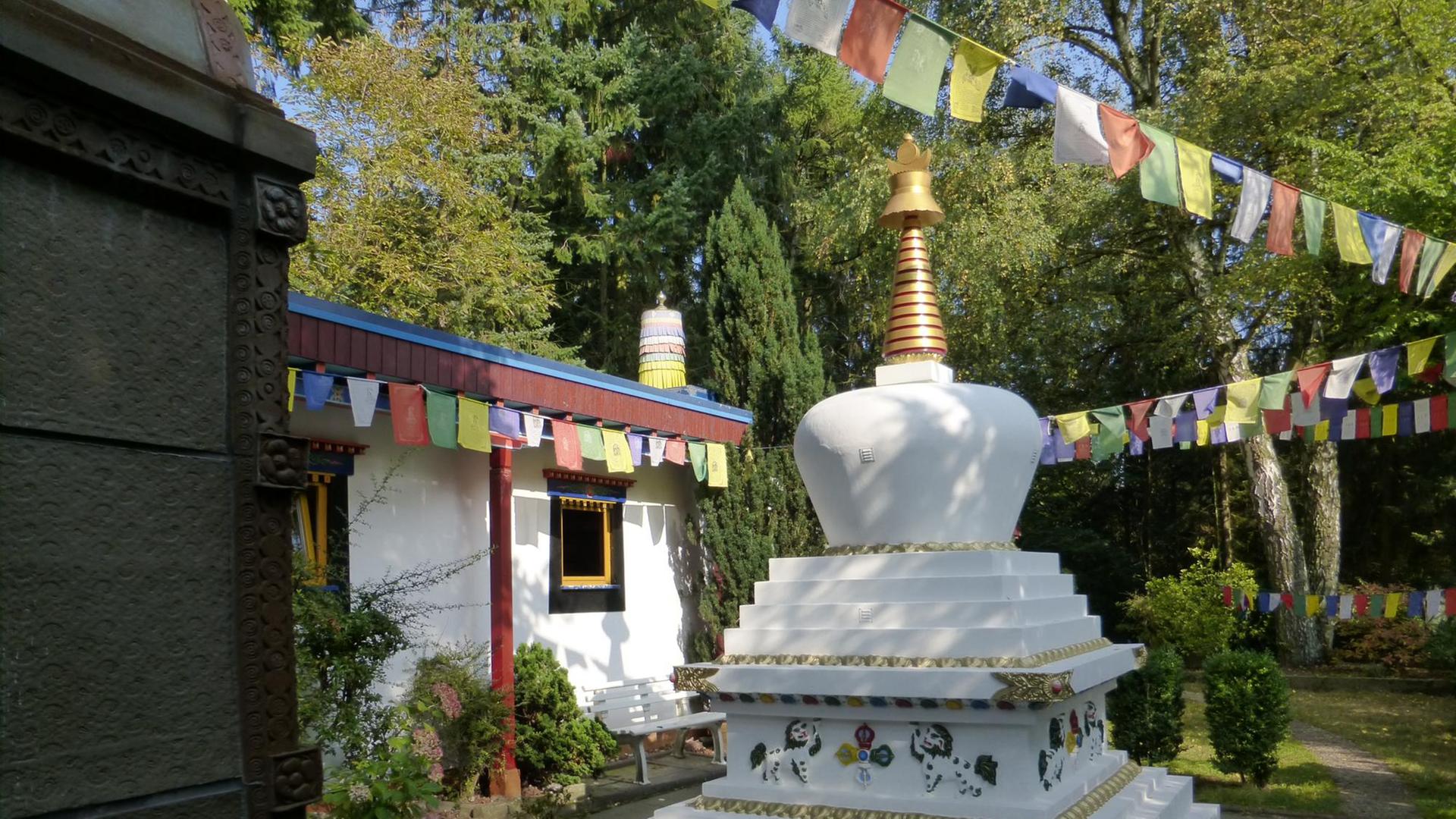 Stupa im Tibet-Zentrum in Hamburg