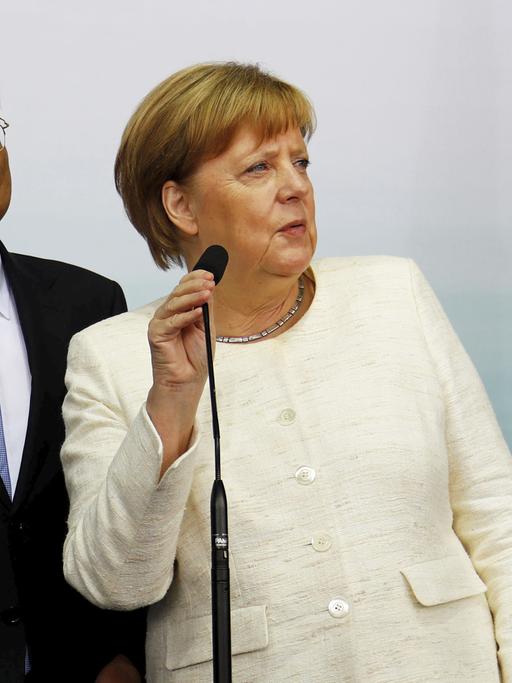 Li Keqiang, Ministerpräsident der Volksrepublik China, und Kanzlerin Angela Merkel