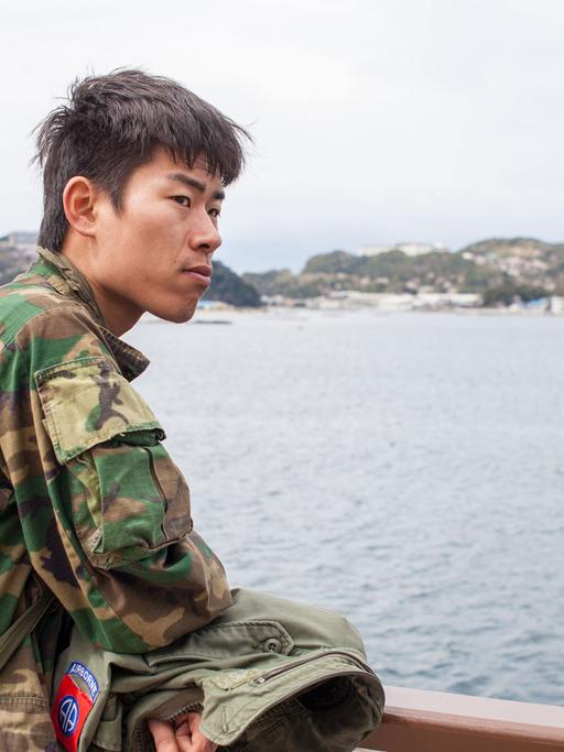 Kei ist auf der japanischen Insel Awaji aufgewachsen. Kei ist auf der japanischen Insel Awaji aufgewachsen.