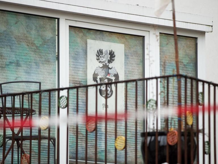 Blick auf das Haus in Georgensgmünd, in dem ein 49-jähriger selbsternannter Reichsbürger wohnte, der im vergangenen Jahr bei einem Polizeieinsatz einen SEK-Beamten erschoss.