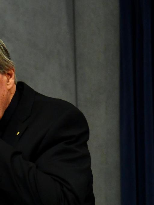Der australische Kardinal George Pell bei einer Pressekonferenz im Vatikan am 29. Juni 2017 (Bild: AFP / Alberto Pizzoli)