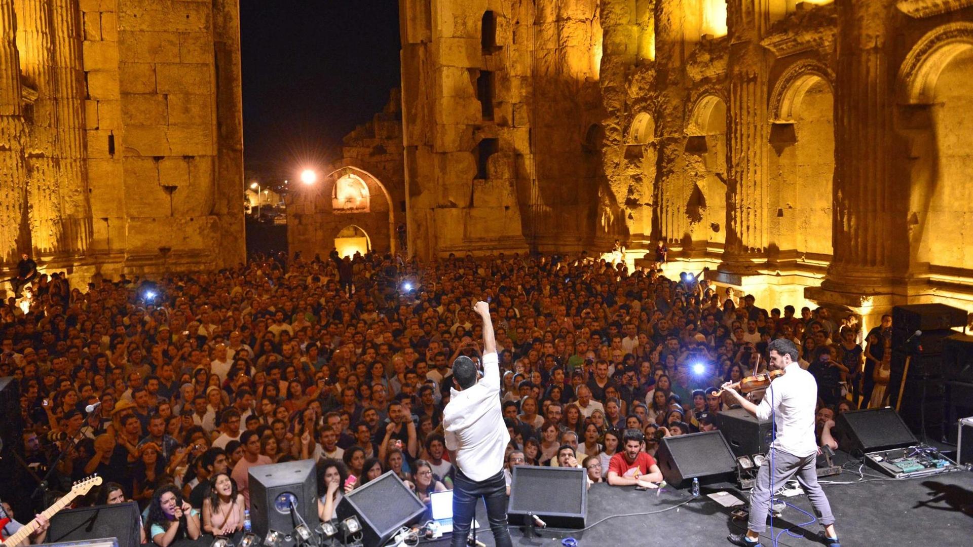 Ausverkauftes Konzert der libanesischen Kultband Mashrou' Leila