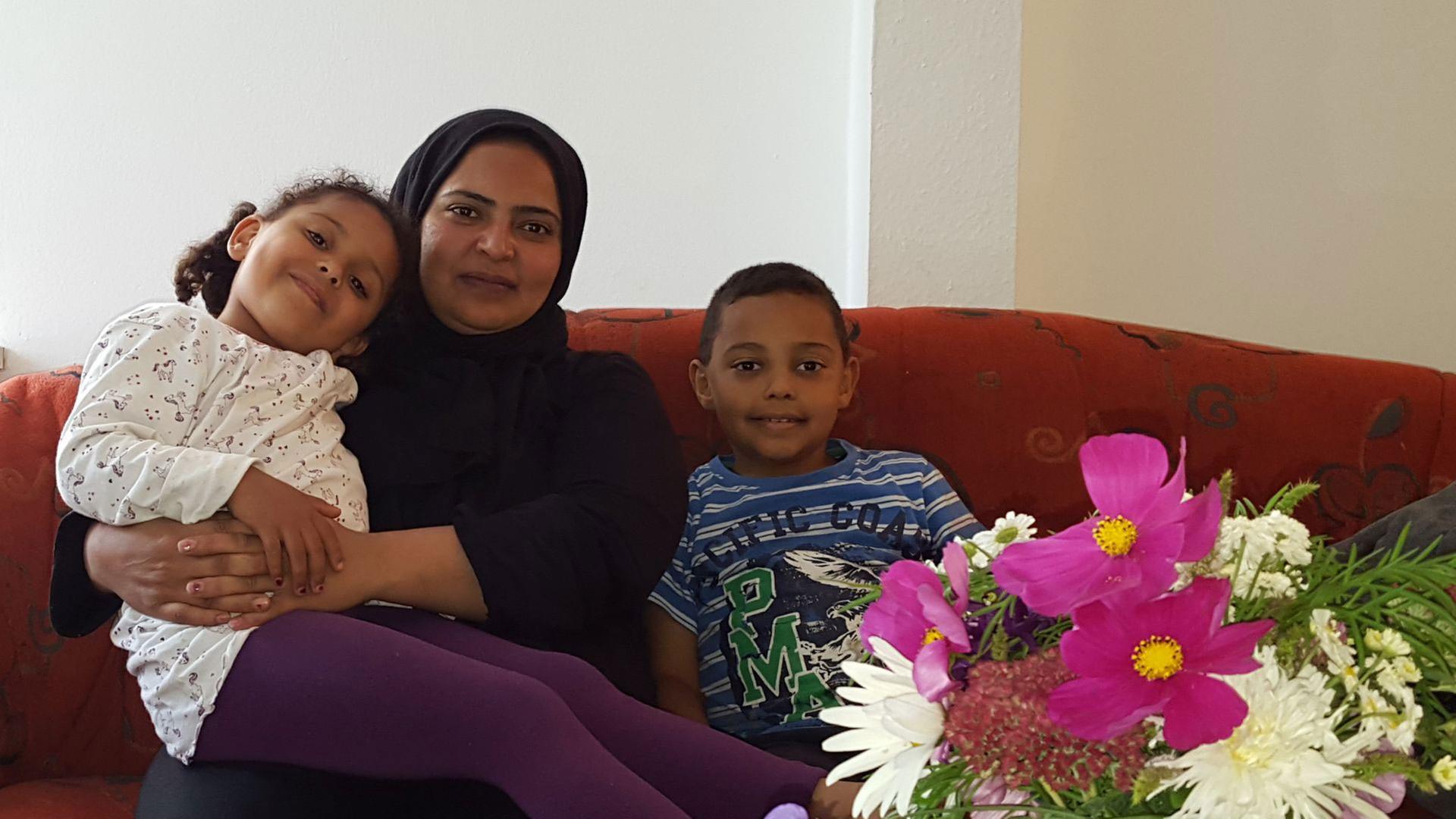 Zakya ist mit ihren Kindern nach Deutschland geflüchtet. 