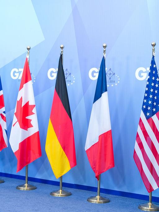 Die Flaggen der G-7-Nationen beim Gipfel in Brüssel.