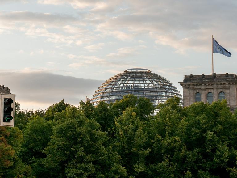 Südansicht des Reichstagsgebäudes in Berlin. Foto vom 11. August 2014.