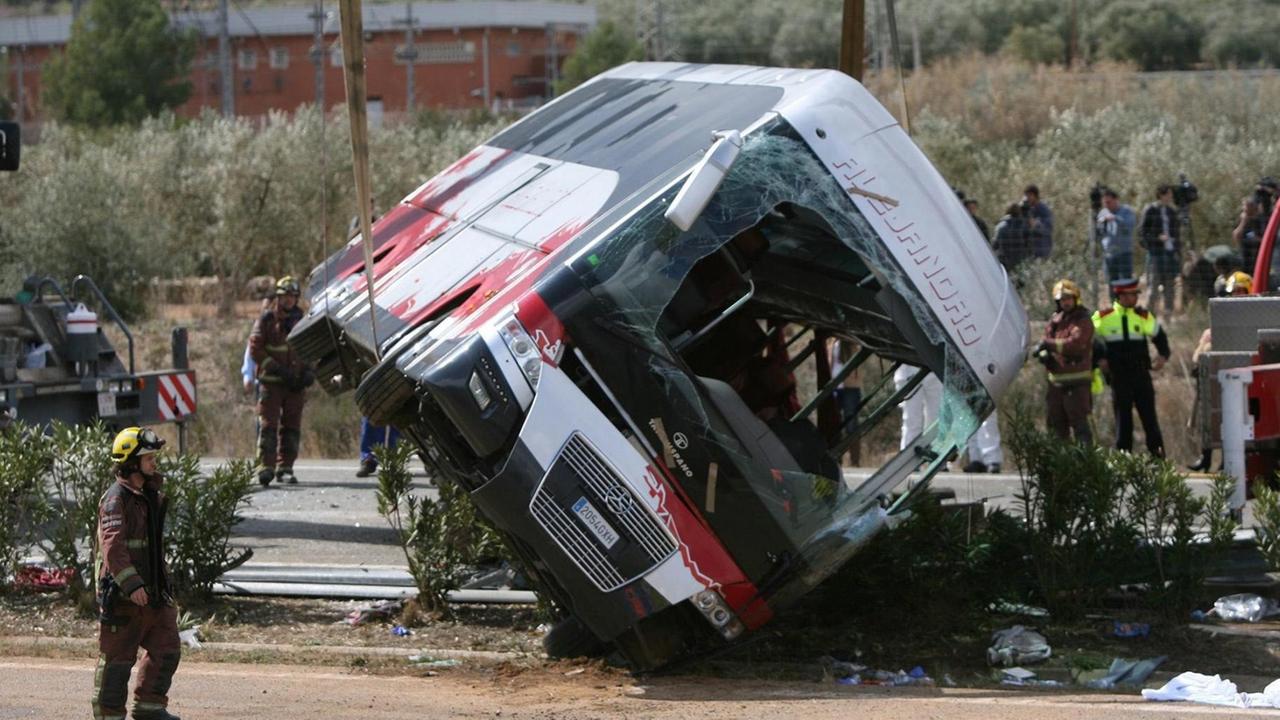 Der verunglückte Bus in Spanien Der verunglückte Bus in Spanien