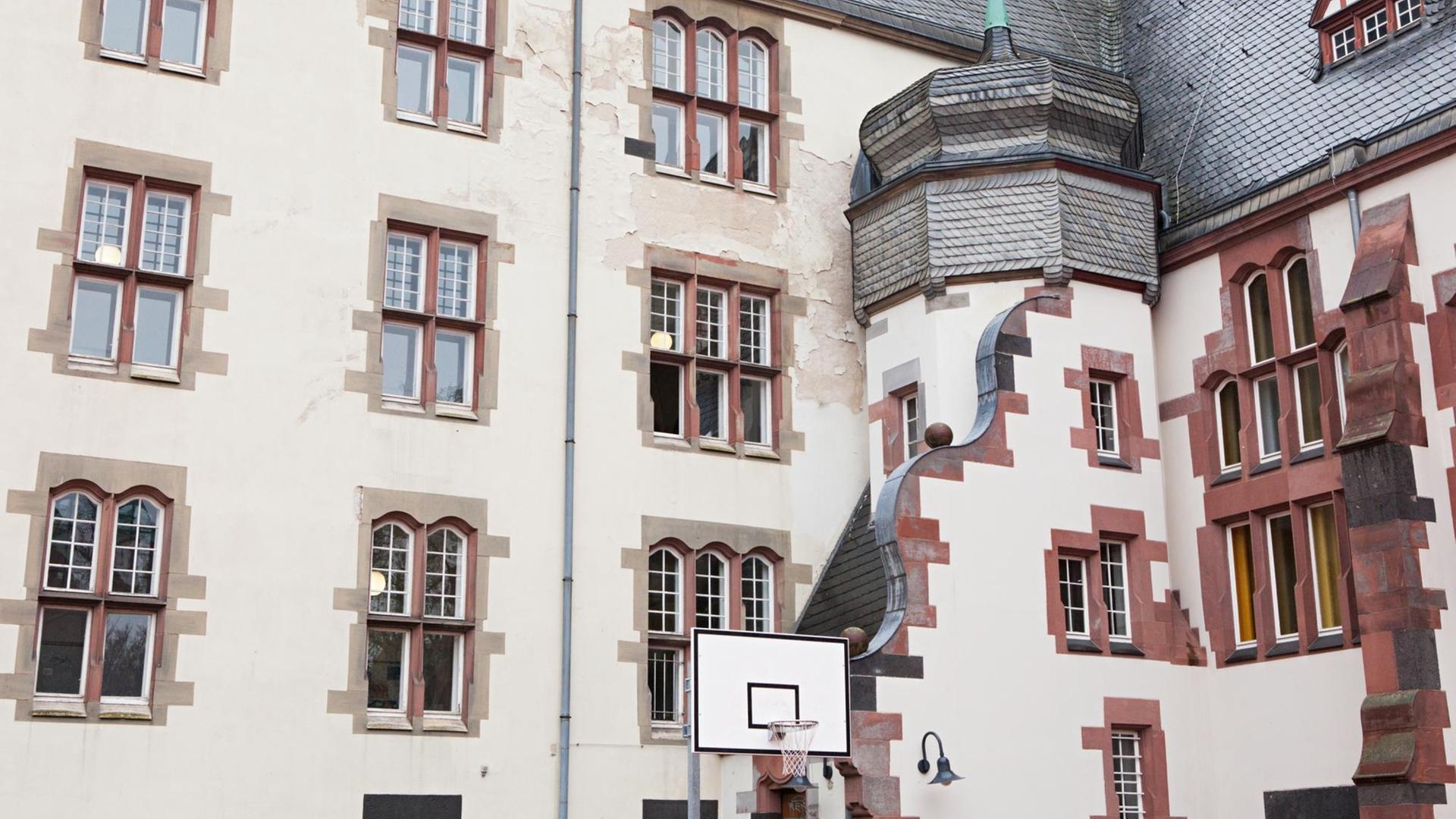 Aussenfassade des Schadow-Gymnasiums