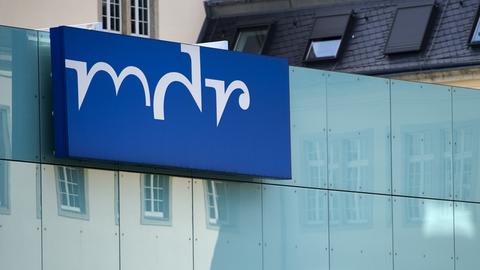 Das Logo des MDR in Leipzig.